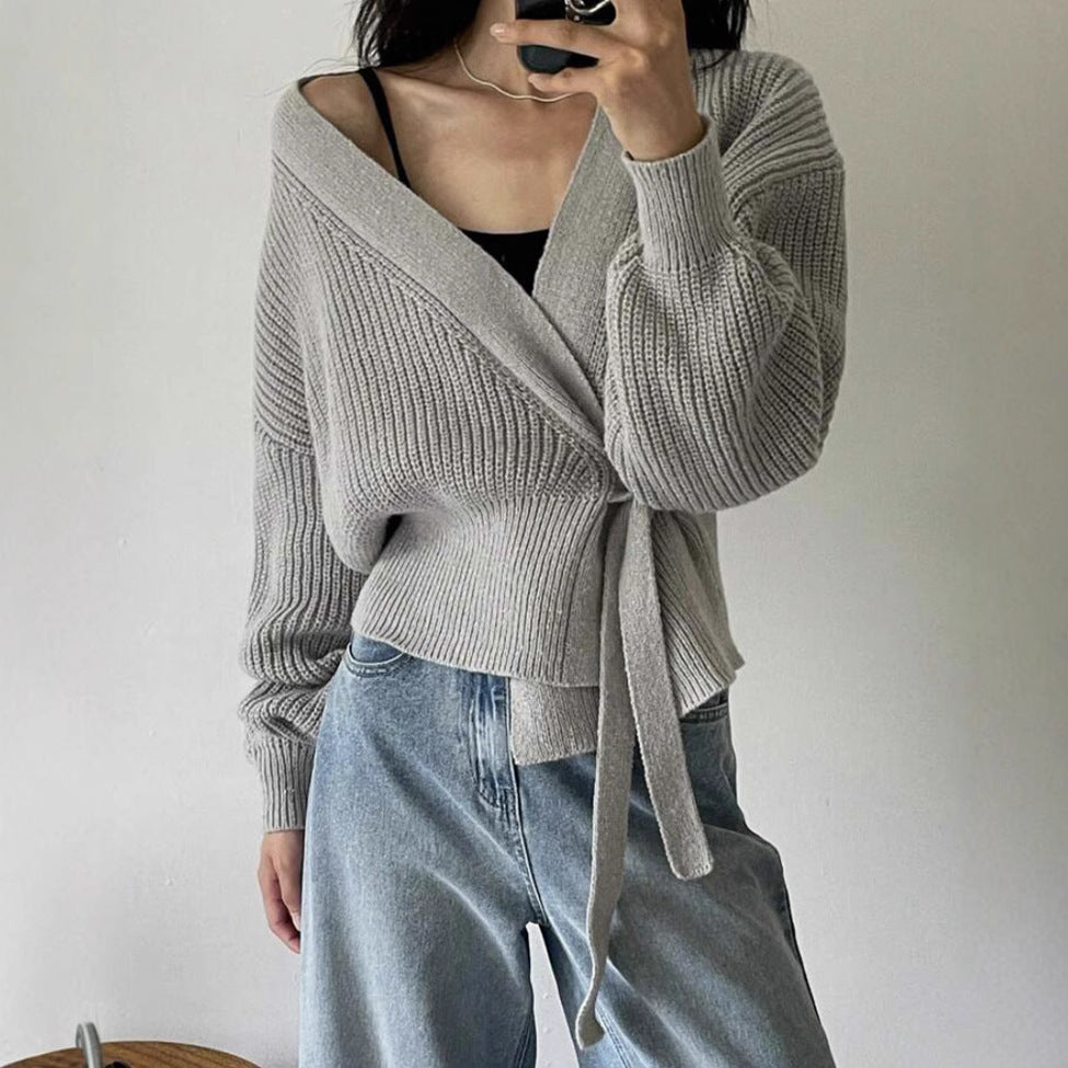 Pull à nouer avec col en V