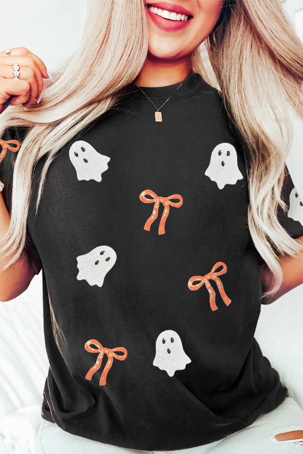 T-shirt Halloween à patch fantôme avec nœud à paillettes noir