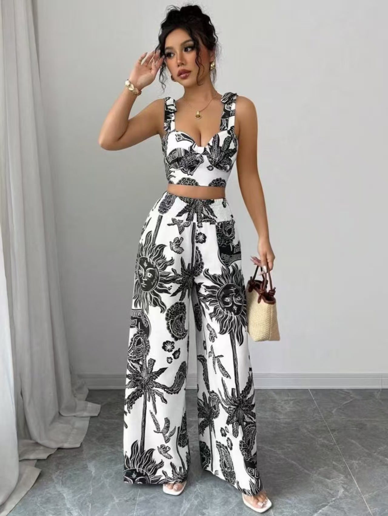 Ensemble à bretelles et col en V, pantalon ample