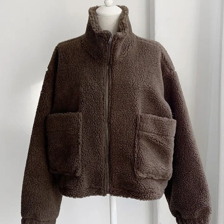 Manteau chaud épais et assorti à col roulé rétro avec fermeture éclair et grandes poches