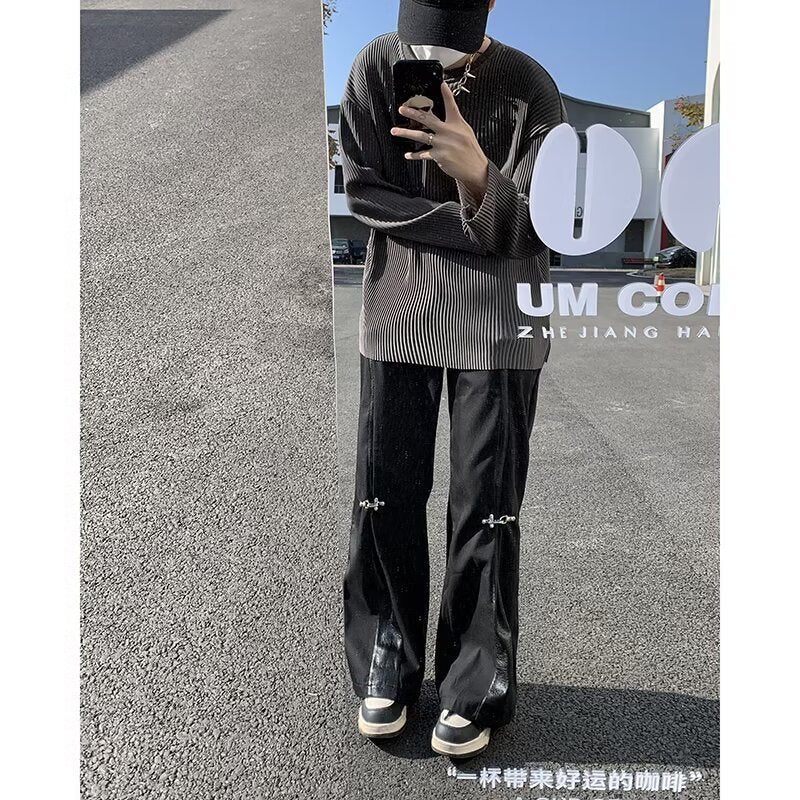 Pull rayé texture drapé col V