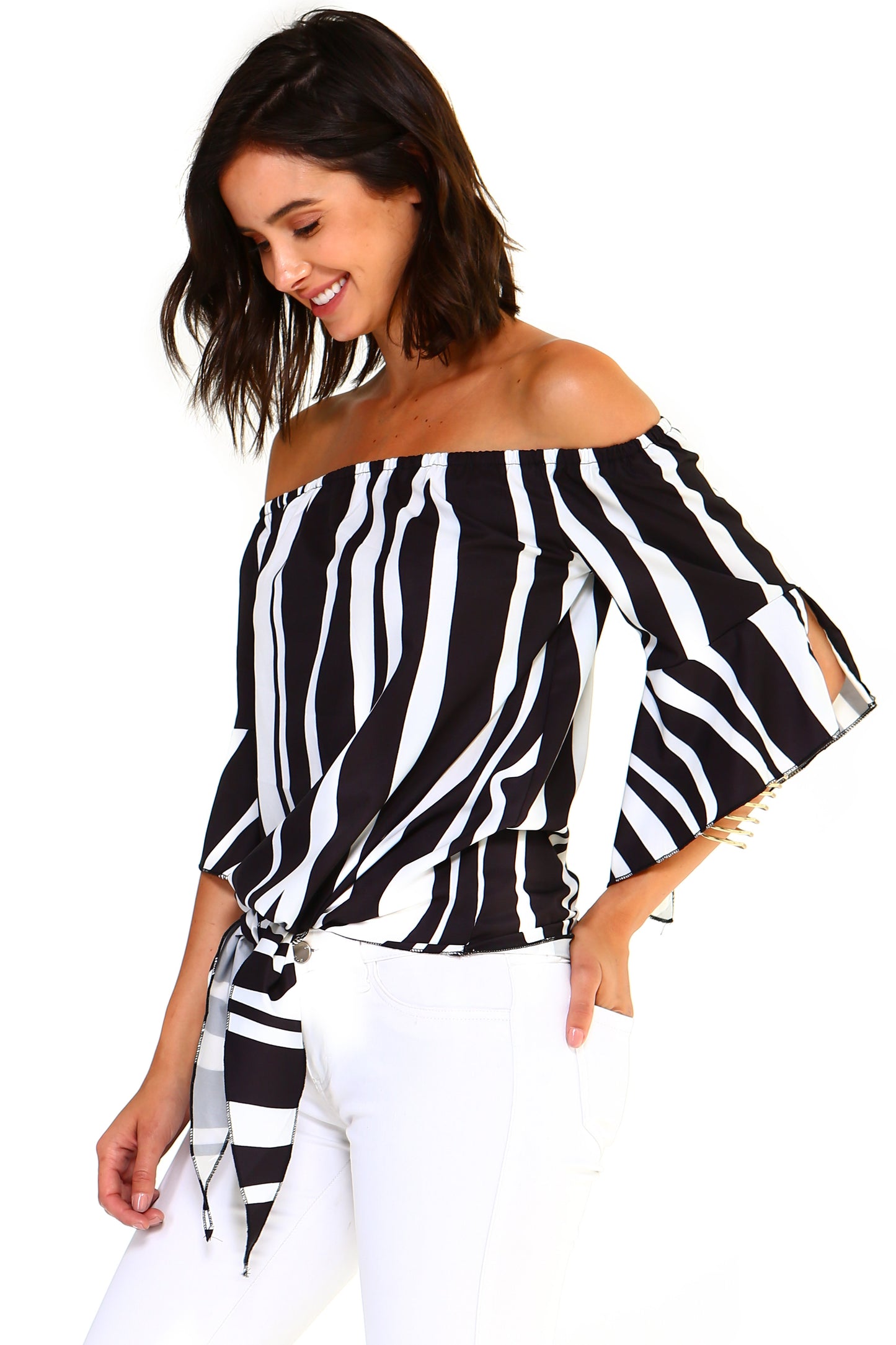 Blouse manche mi longue à épaule dénudé