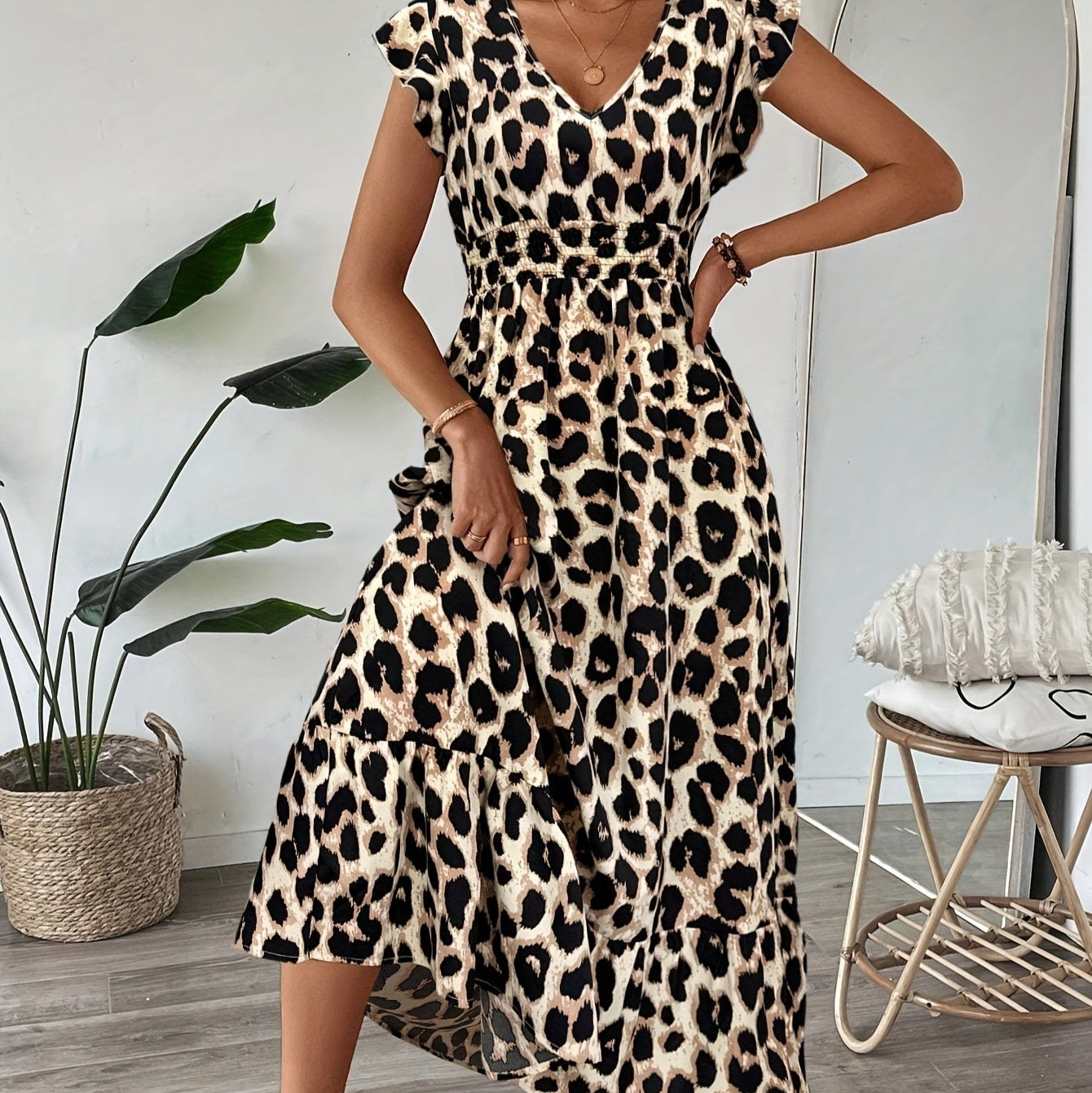 Robe trapèze ample à col en V et imprimé
