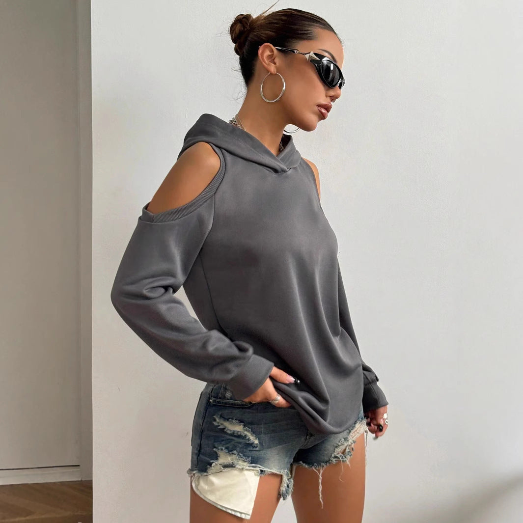 Pull à capuche à épaules dénudées de couleur unie