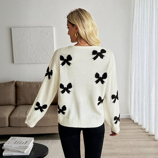 Pull à lacets et nœud
