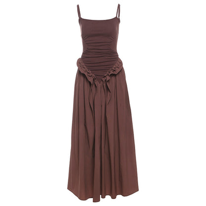 Robe trapèze plissée à taille ajustée et couleur unie