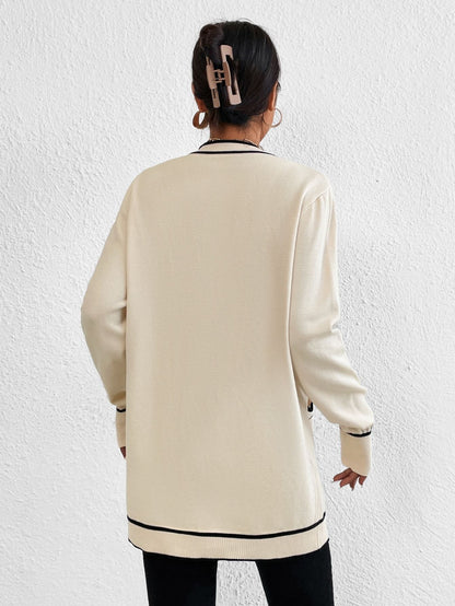 Gilet à double poche et bordure rayée