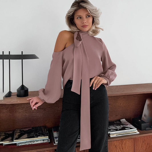 Chemise à épaules dénudées et col irrégulier