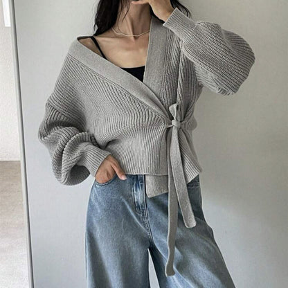 Pull à nouer avec col en V