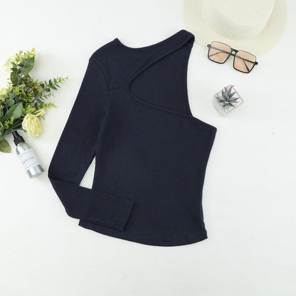 Pull asymétrique couleur unie